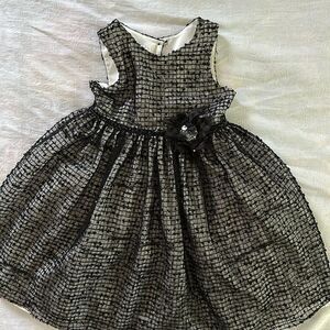 Sundress Black and White Sleeveless Scoop Neck for Dress Up Party Girls
